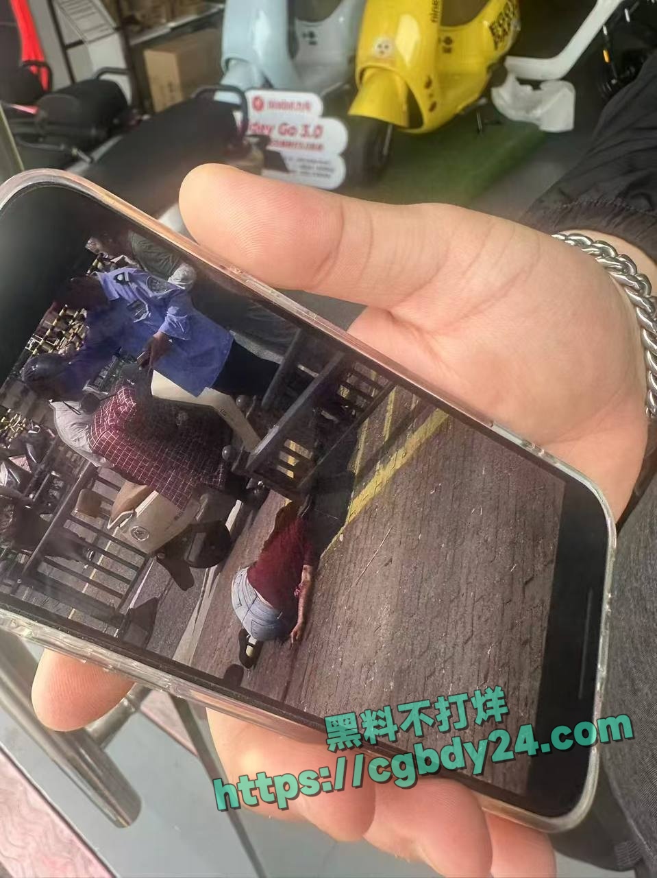昆山蝴蝶湾男子报复社会杀人事件7