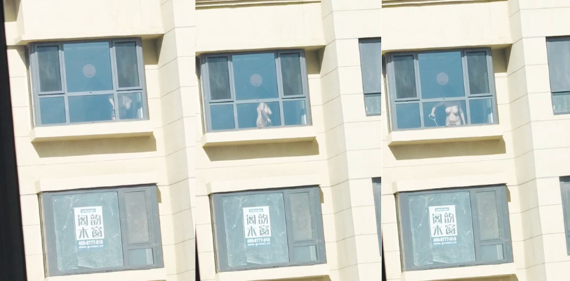 偷拍邻居大奶少妇全裸在家用吸尘器打扫卫生！两个美乳在空中摇晃极具看点！