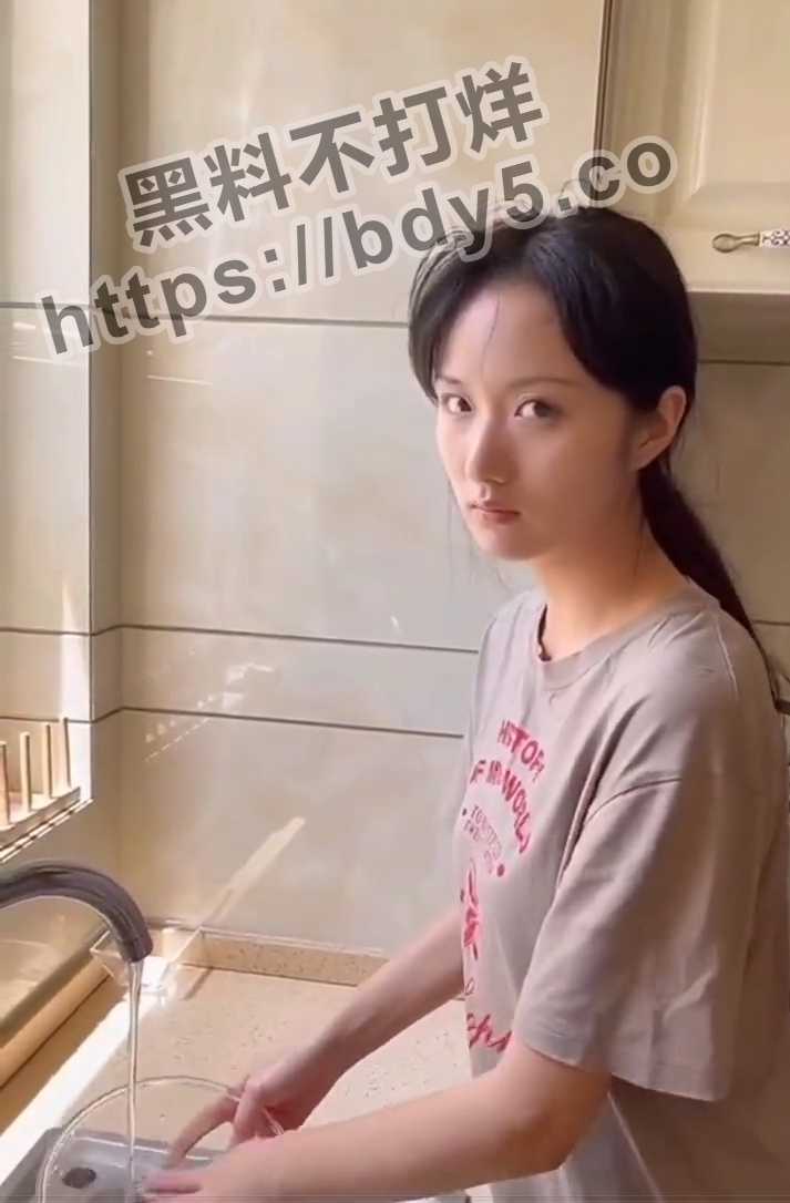 百变女神.jpg