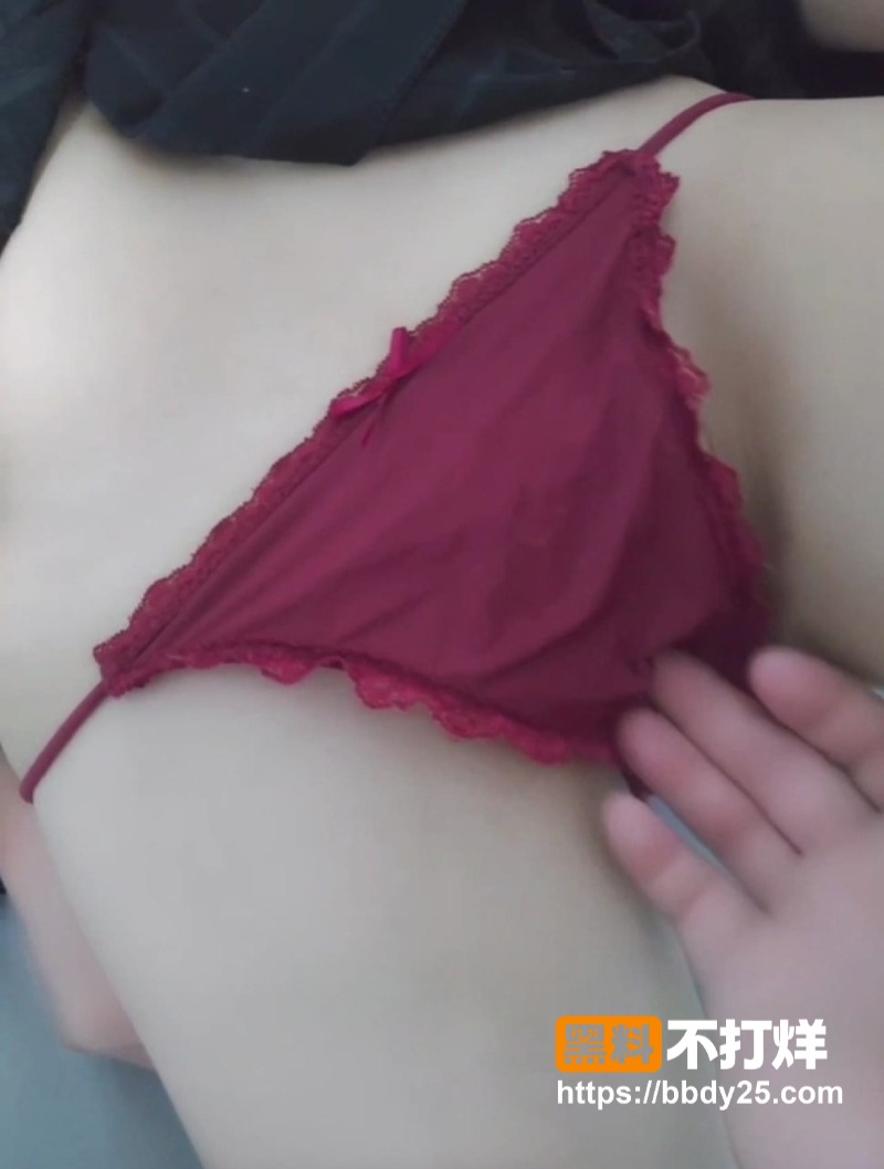 黑丝美腿高冷女神床上反差3