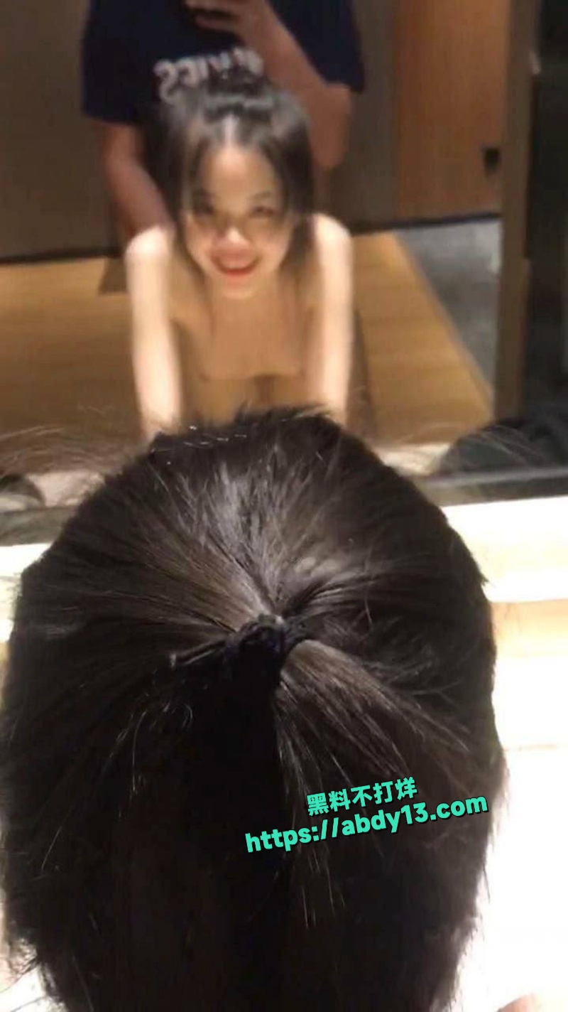 留学生陆雪陪睡领导 10