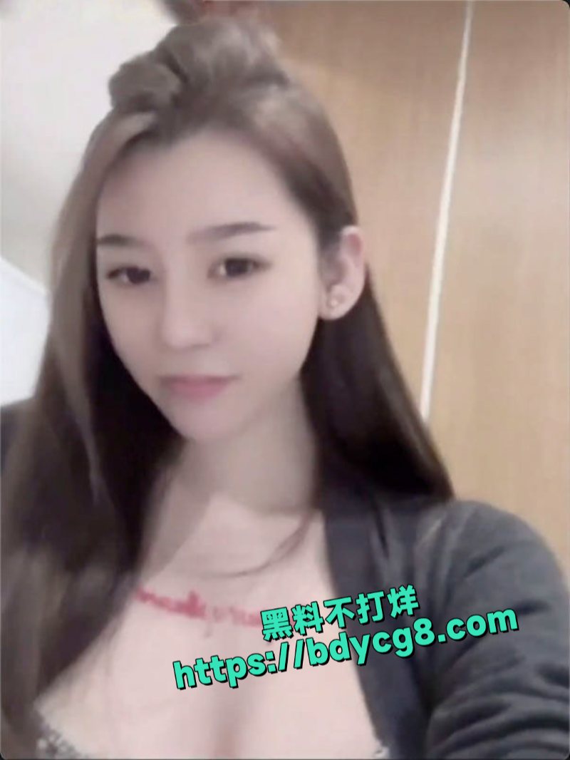 抖音乃恩顶级美女超大尺度反差自拍合集1