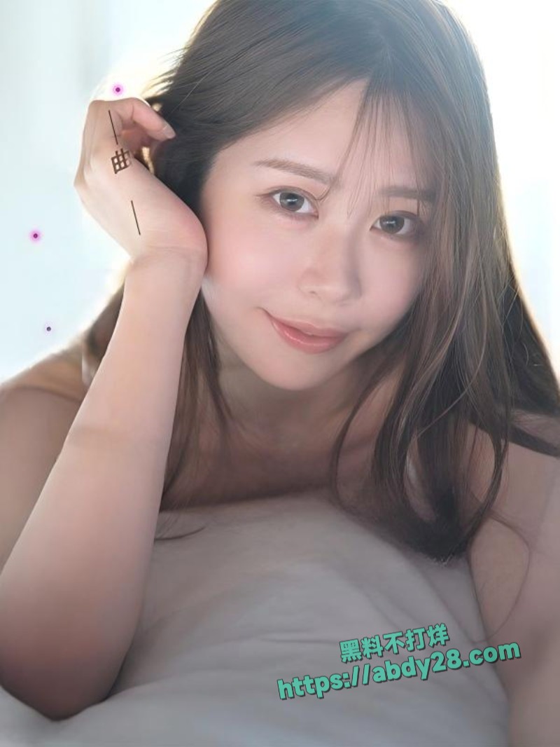 40万粉丝的美女说唱歌手RINOA5