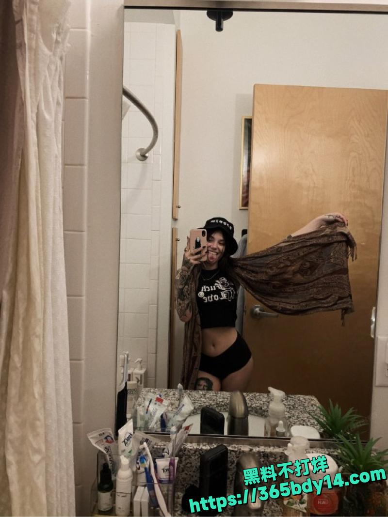 海外OnlyFans巨乳高颜值女神 5.