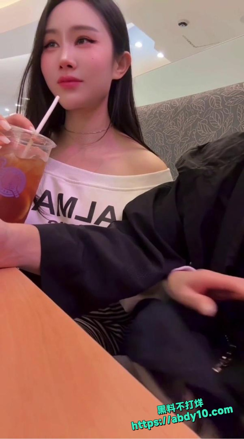 汐梦瑶商场公开刺激 1