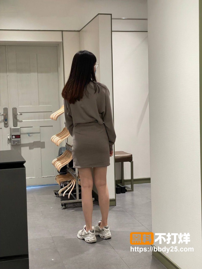 某三甲医院极品反差婊护士吴新园03