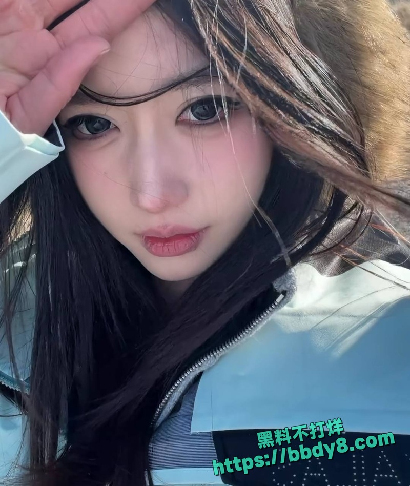 抖音44万粉丝健身御姐鱼塘多人5