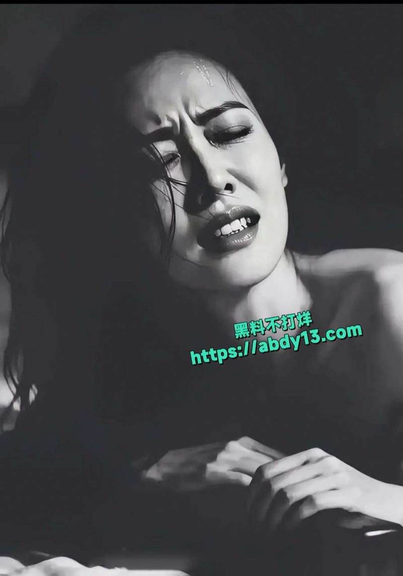 全网刷爆的酷狗张嘴女孩 8