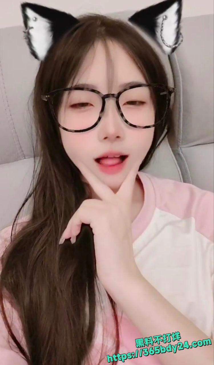 快手甜美网红唐钰4399翻车