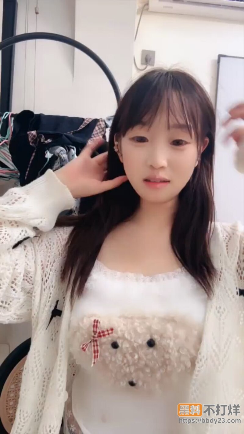 07土豆泥极品小萝莉大学生1
