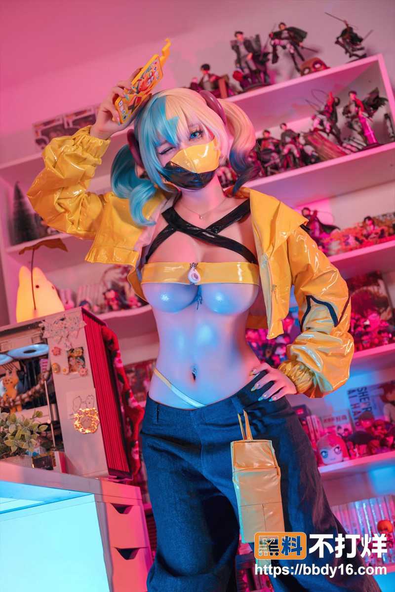 顶级反差婊 UmekoJ