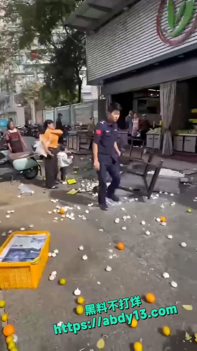城管给你一点小小的教训  8
