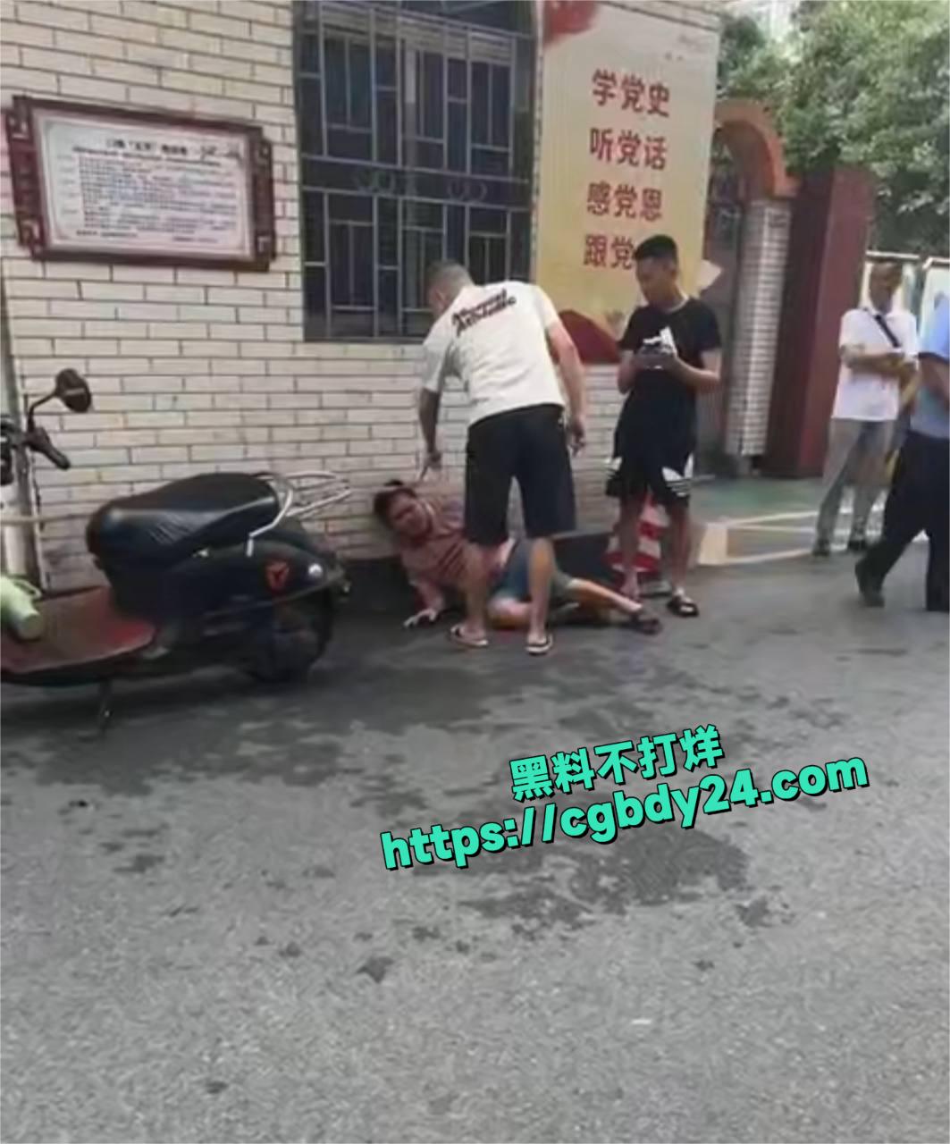 男子偷摩托4
