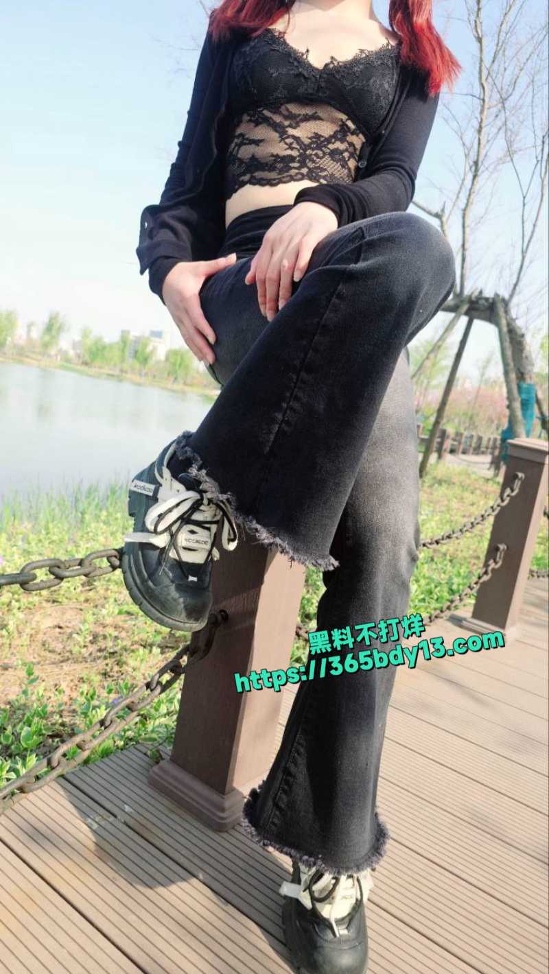 陪妹妹逛小吃街1