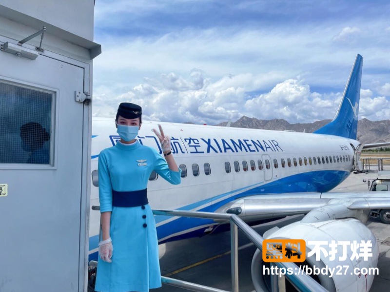 高颜值厦航在职空姐欣欣杨05