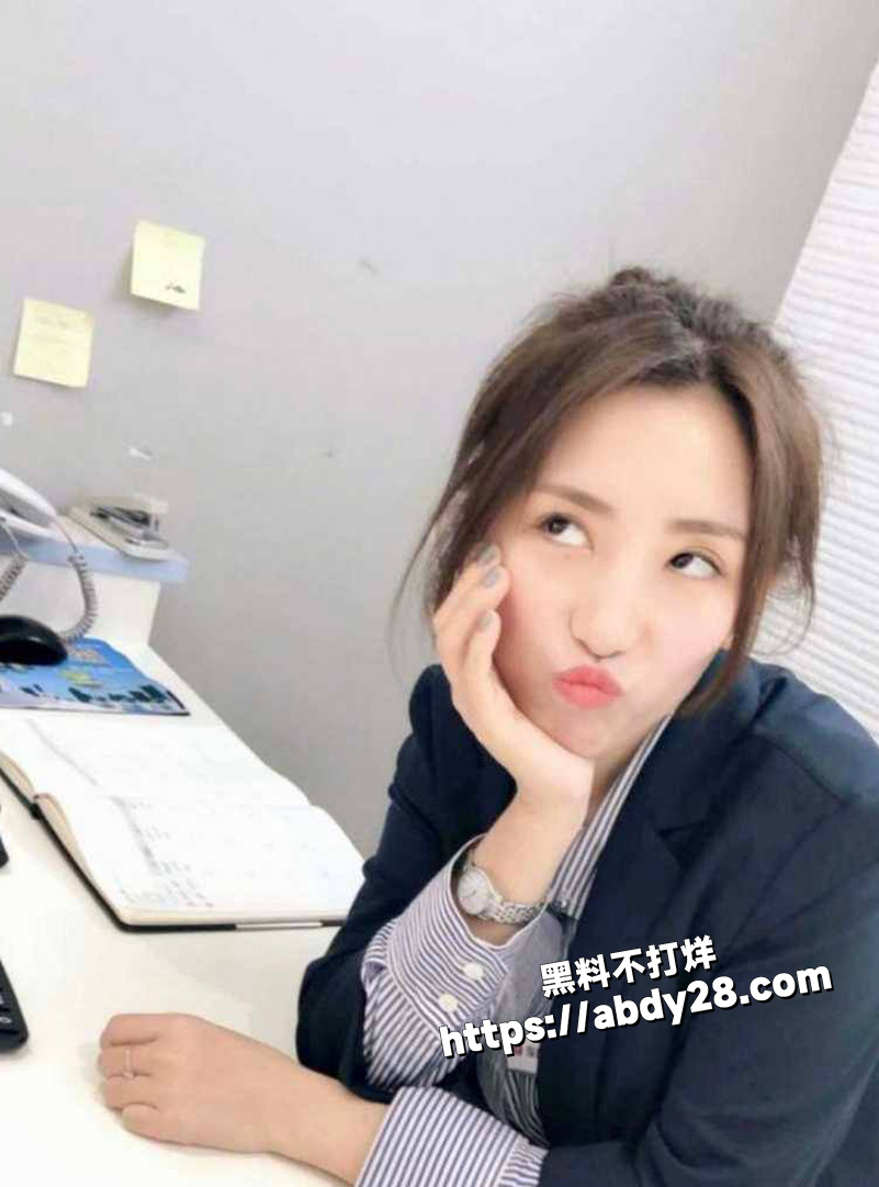 陕西  大吊奶 骚逼3