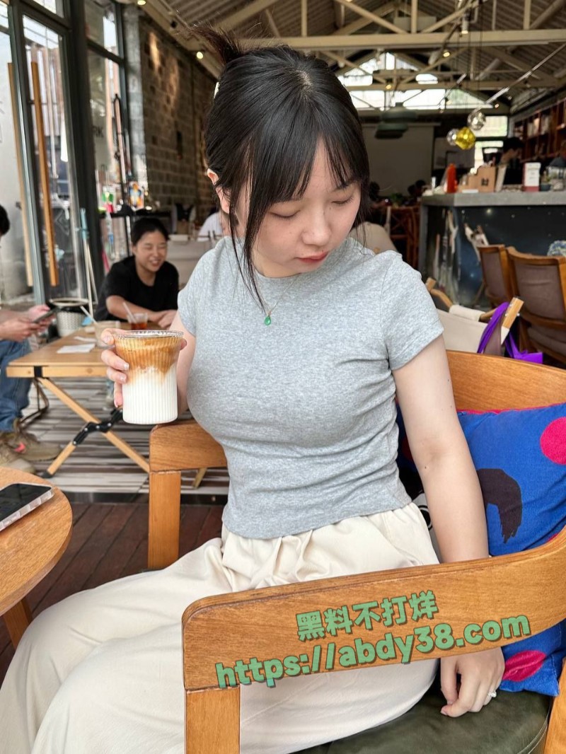 江苏南京人妻张苇已婚小骚妻8