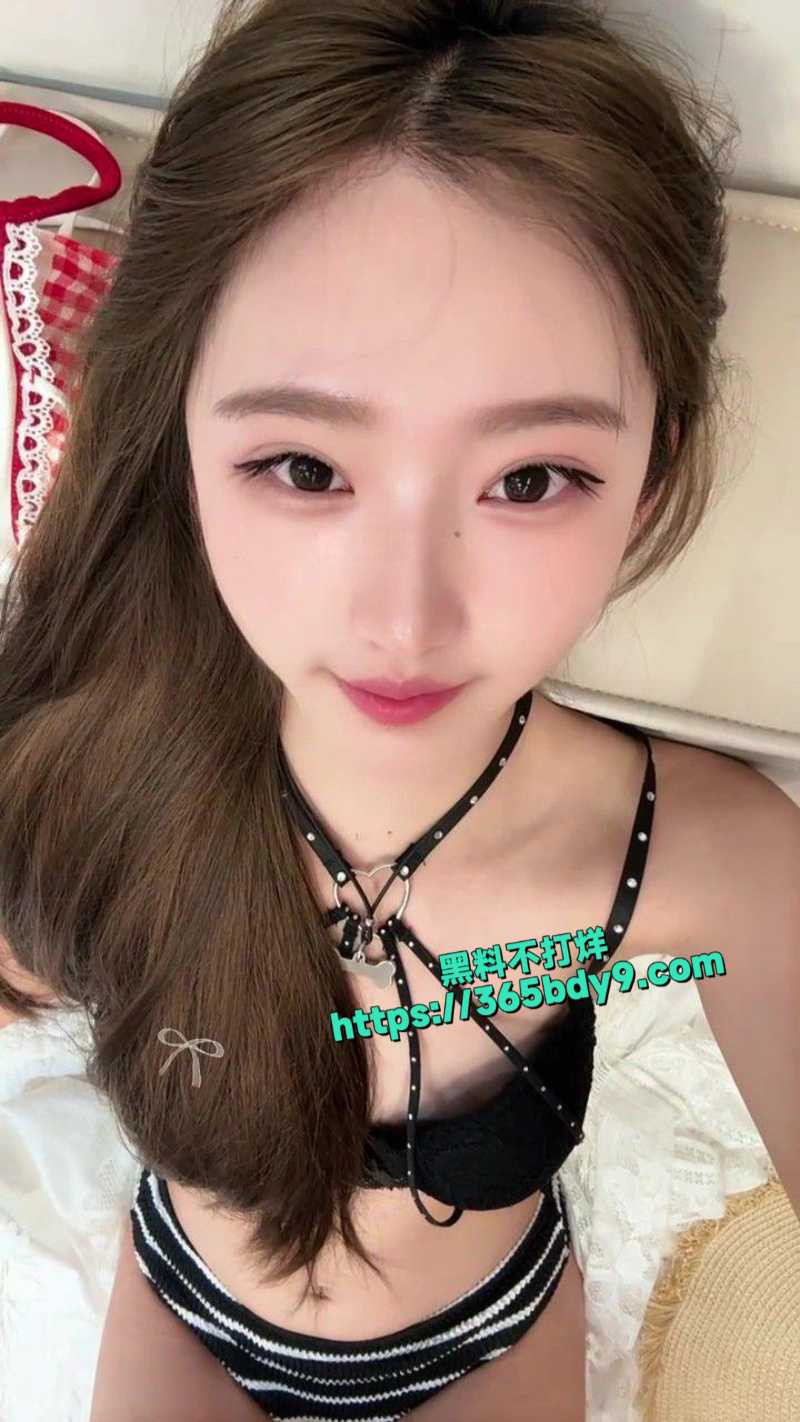 抖音和微密圈上的网红胡逗逗3
