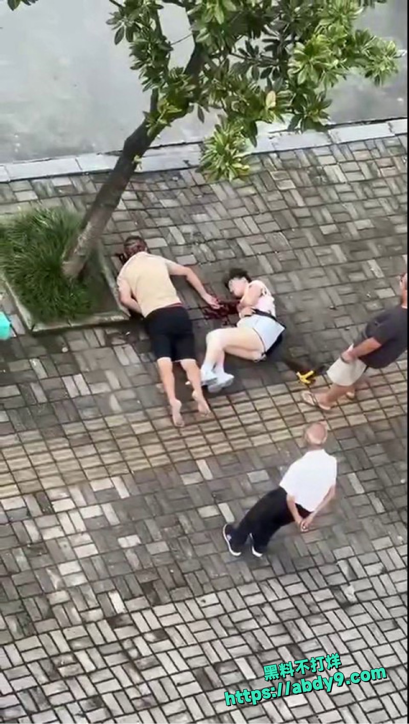 出轨女偷情被老公抓现行5