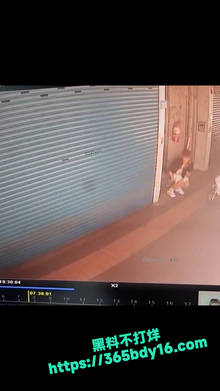 拉了屎不跑远点 7
