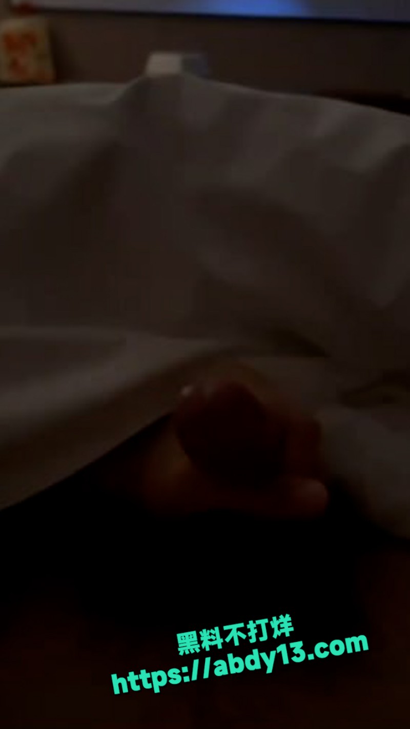 马丹妮极品JK学生妹 4