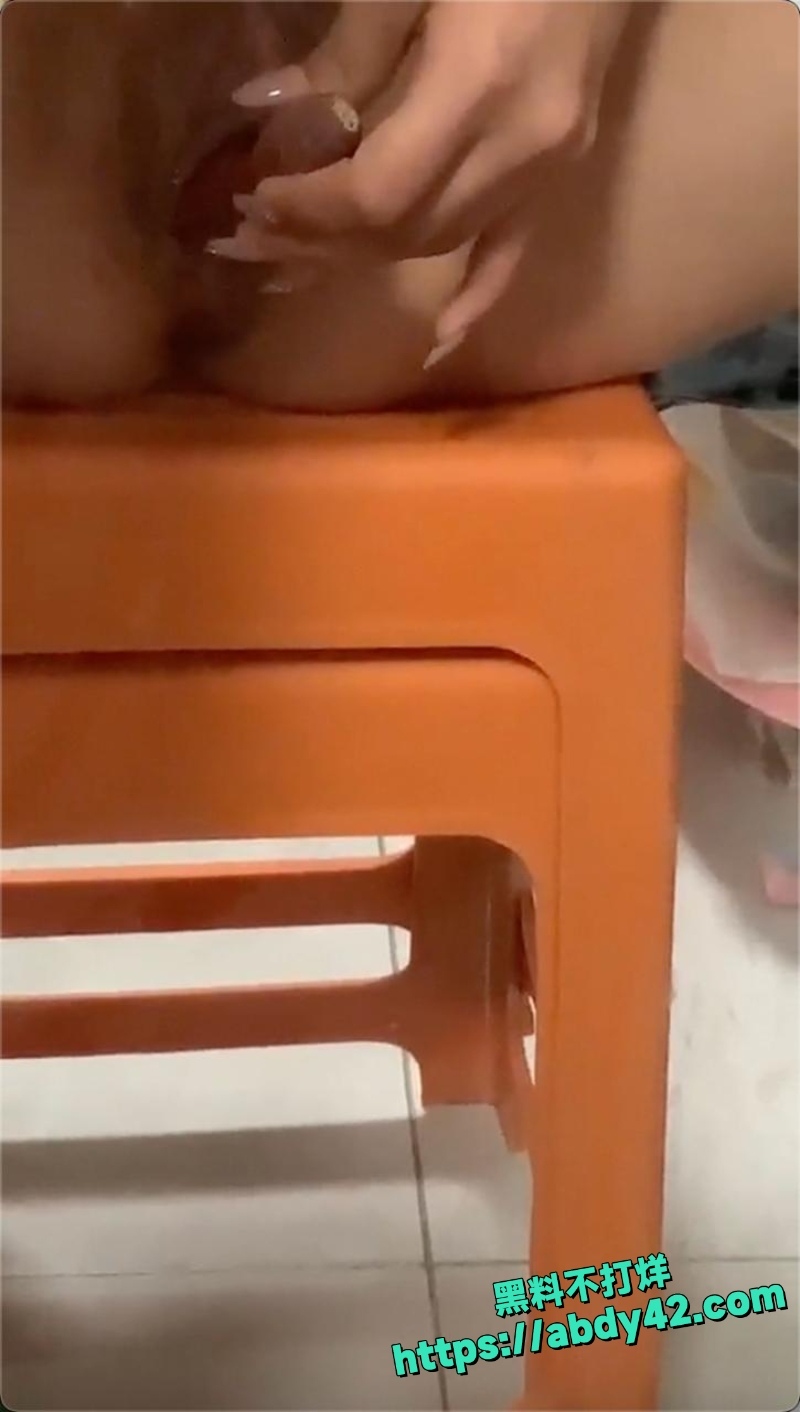 贵阳眼镜婊罗依玲视频流出6