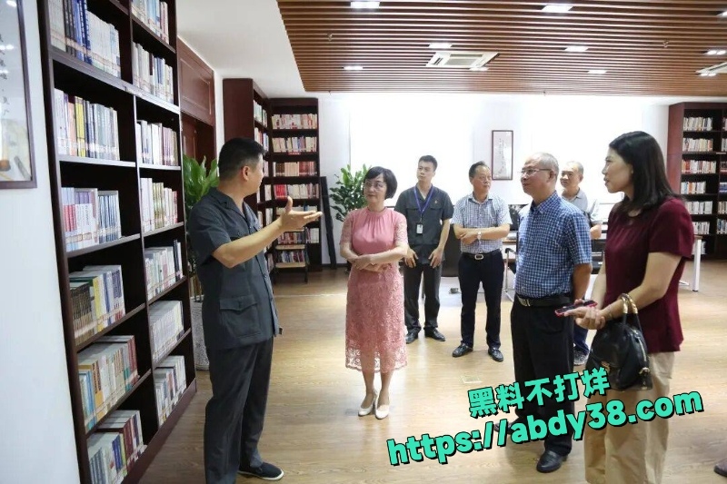 重庆垫江副主任余凤偷情男下属 9