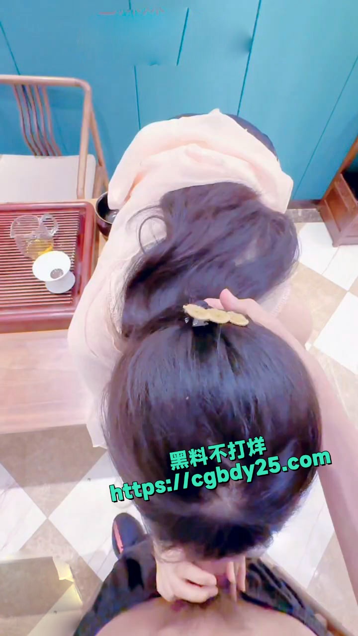 海角大神和妹妹探讨茶艺没想到竟上演男欢女爱大戏7