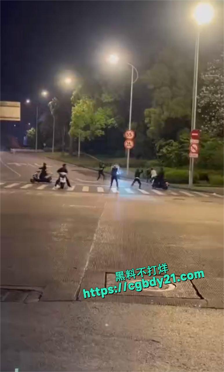 精神小伙3