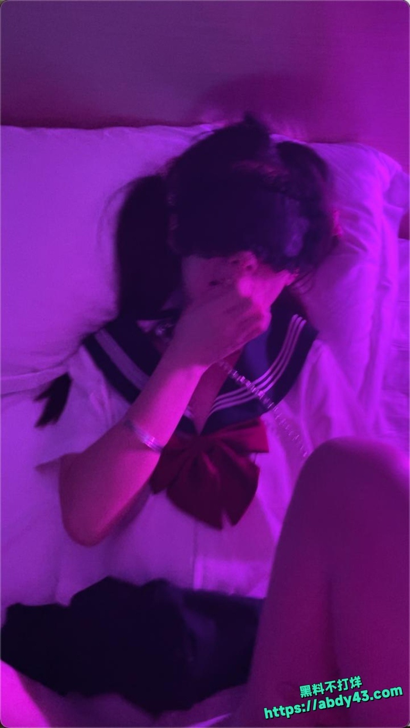 四川美女袁丽跟男友分手后5