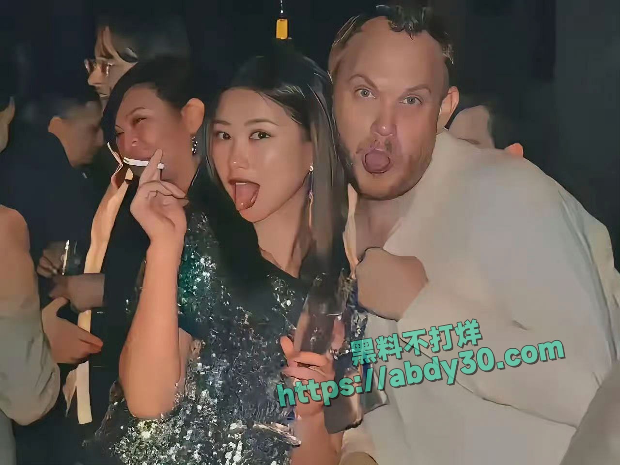 女星朱珠卷入牢A事件 14
