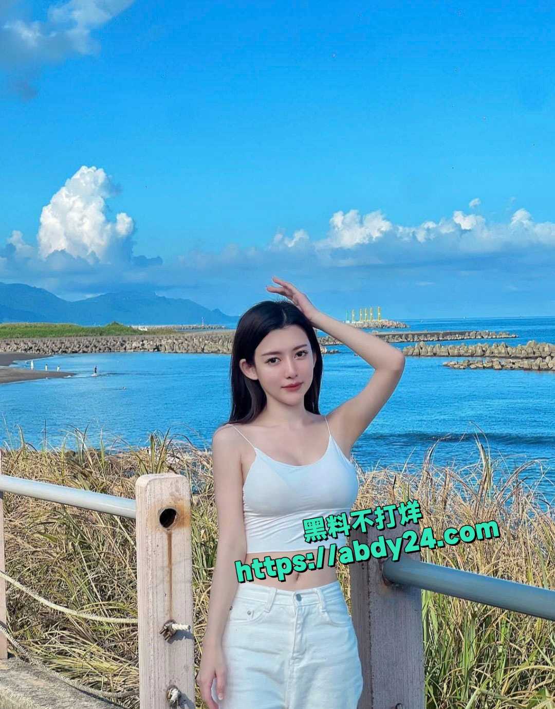 巨乳医美整容师早期下海视频 3