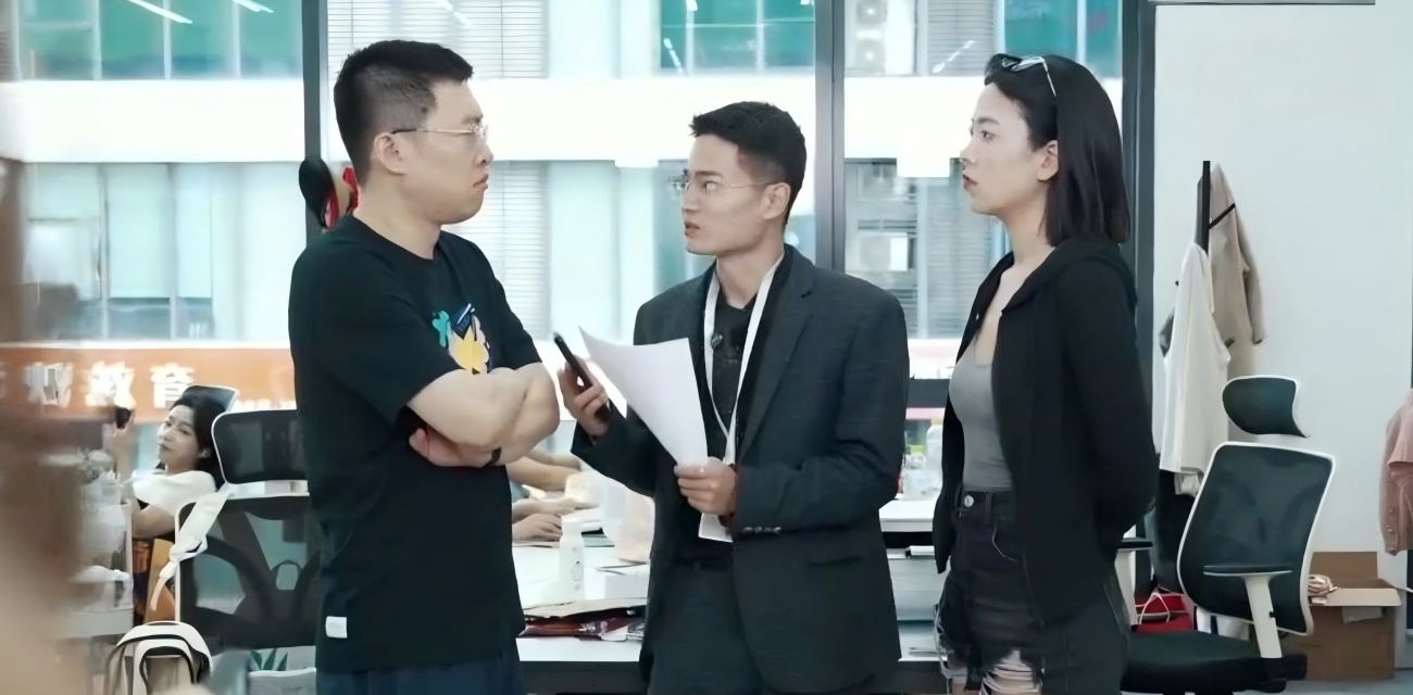 小仙女打拳日常太会脑补 拖个行李箱没人帮就喊歧视 生病还怕拖累 咋办？