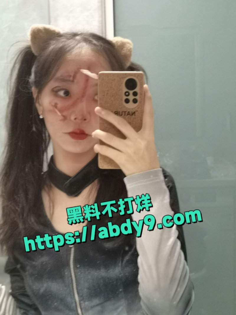 新疆乌鲁木齐汤佳瑞12