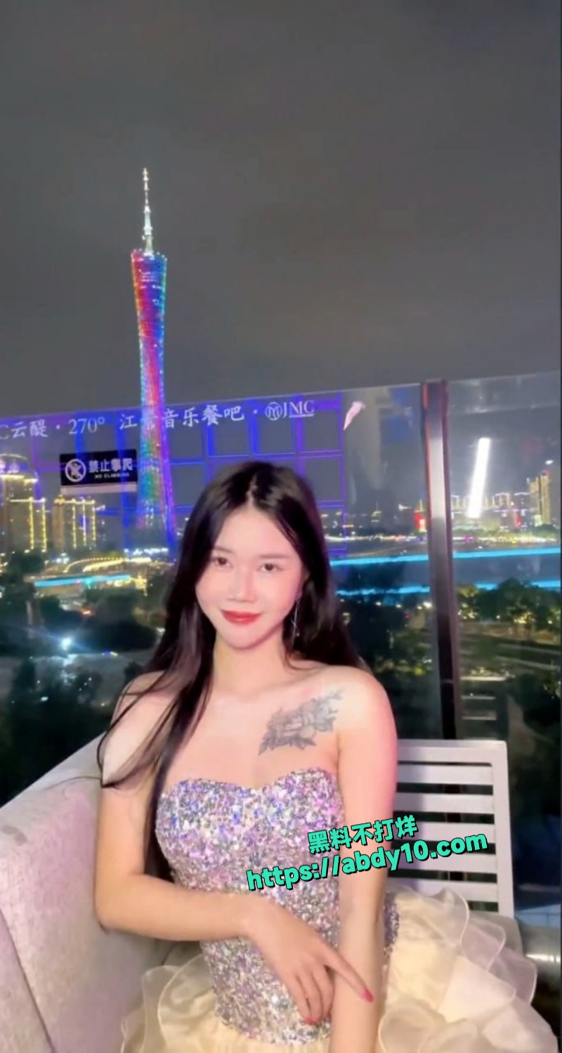 顶级外围绿茶婊晴晴露脸性爱私拍 4