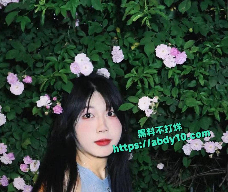 苏州大三学姐邵玮瑶15