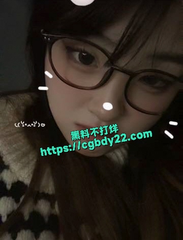 酷爱第五人格的英国瘤子-被前男友曝光留学前国内淫乱的一幕6