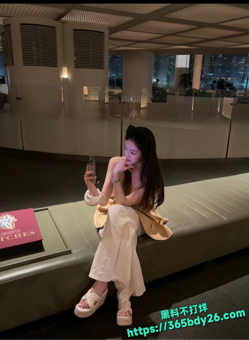 女友李禹熹曝光男演员荣梓杉家暴出轨21
