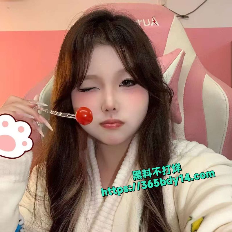 清纯女大被金主调教成超级淫荡的母狗各种玩弄多p2