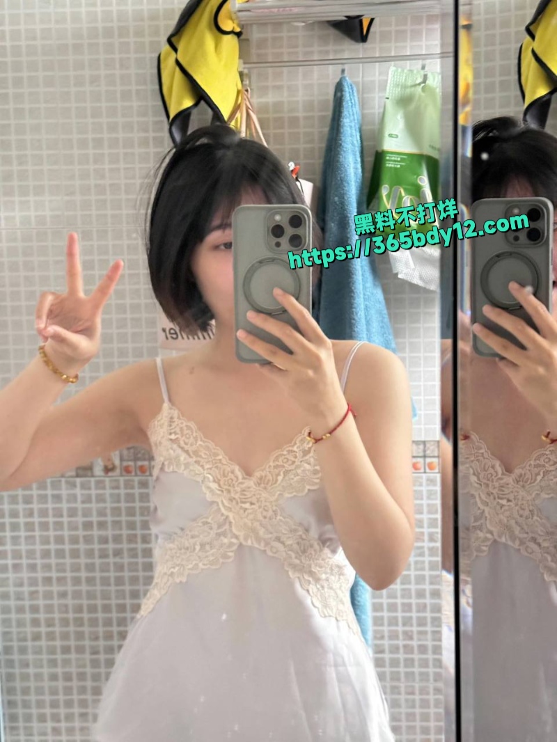 推特极品女大学生福利姬小梅5