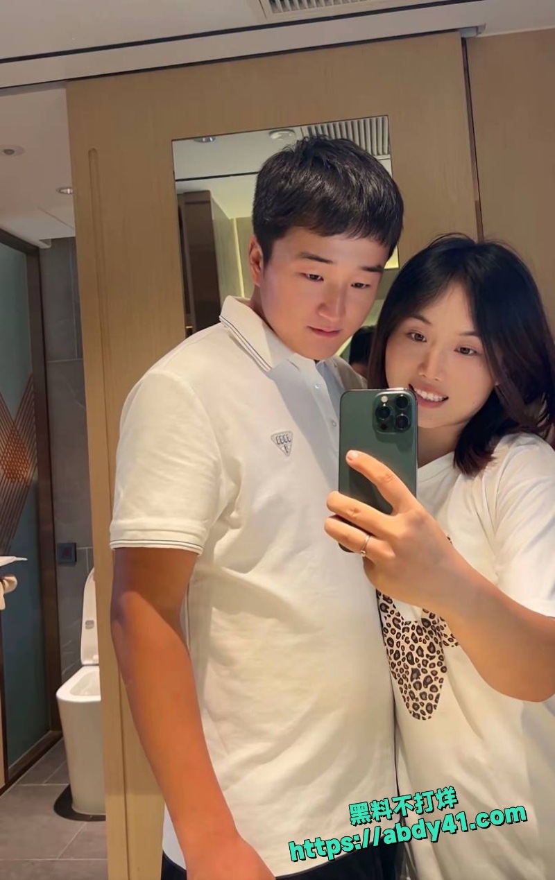 河南网红梁俊鹏妻子梁念霞儿女被发小杀害14