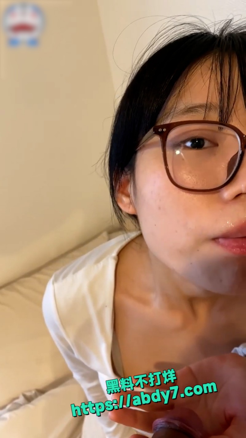 武汉极品眼镜妹  1