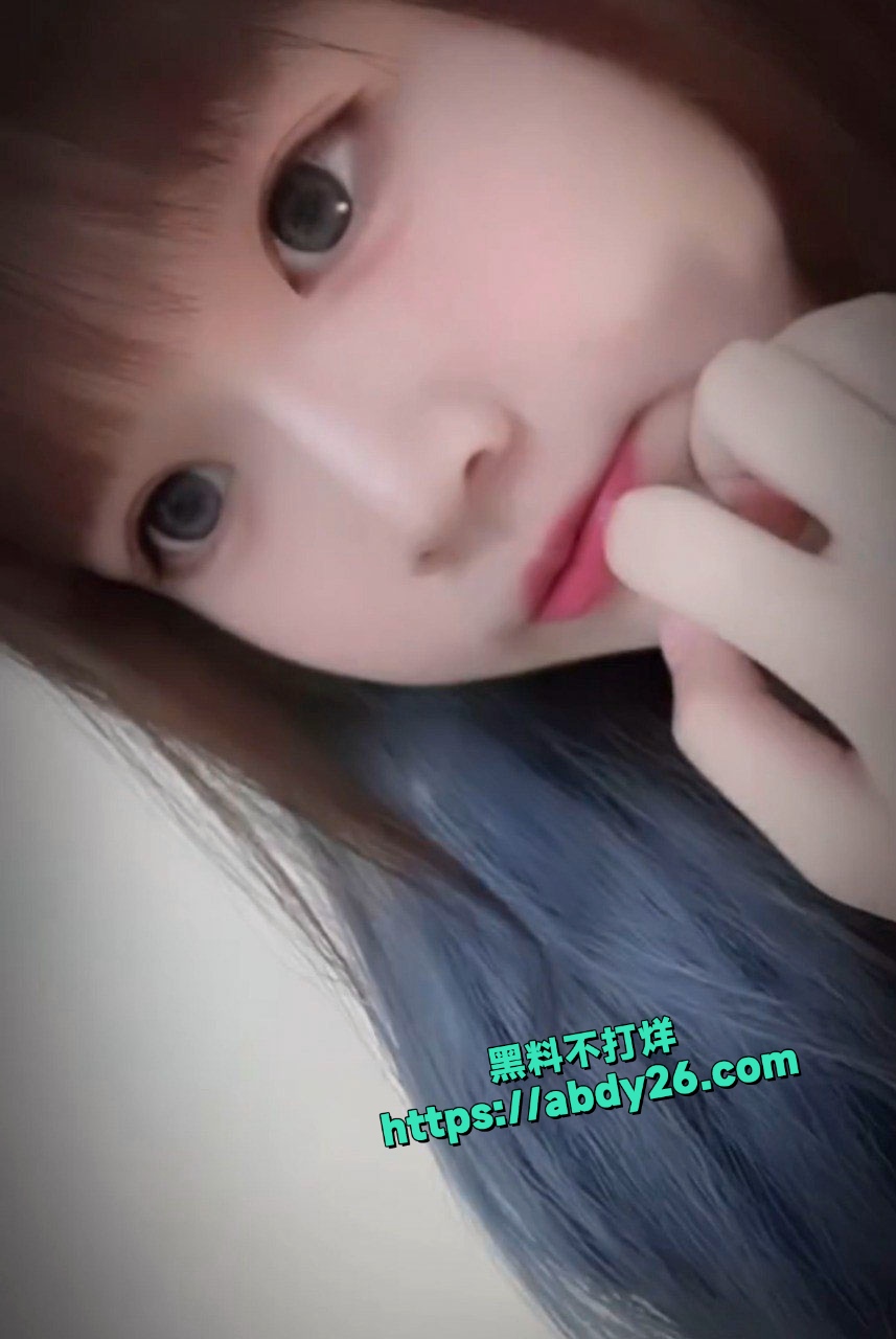 齐刘海小网美牛牛不雅视频流出 7