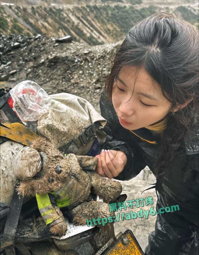 抖音骑行博主木头叔叔与白兰鸽在线撕逼 17
