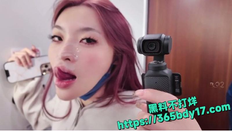 台湾kitty巨乳火车颜射视频5.
