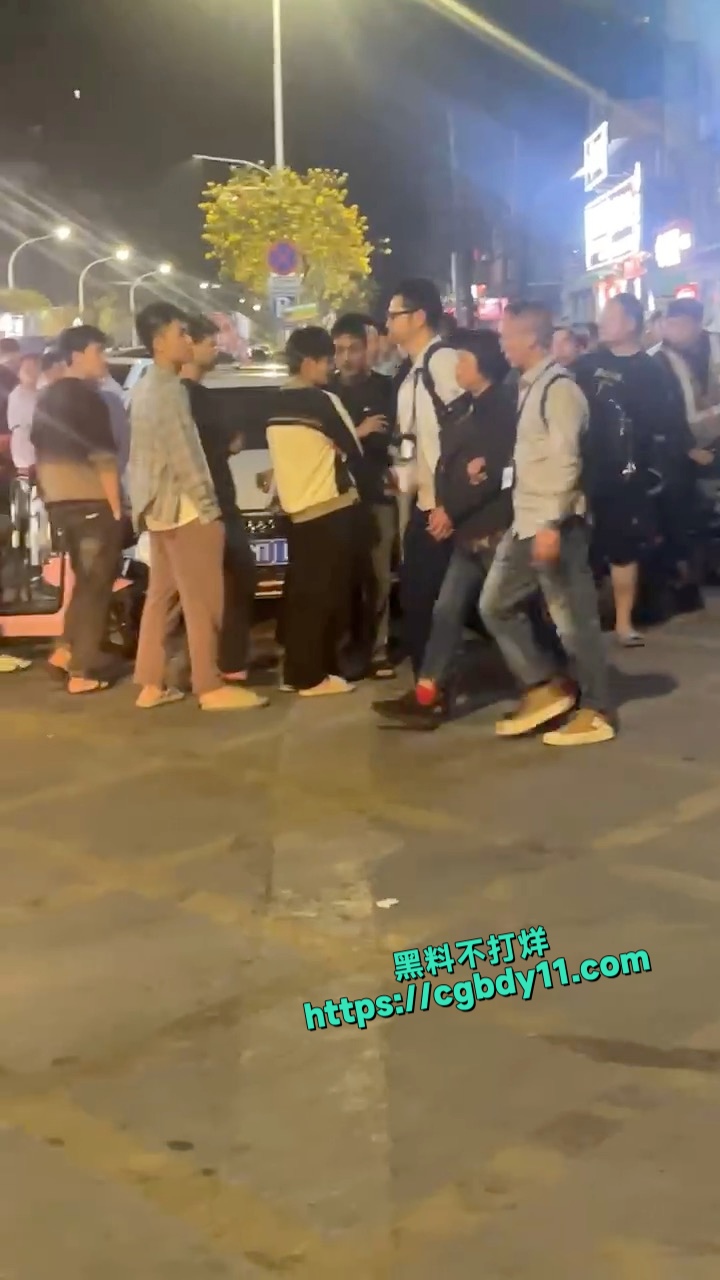 番禺扫黄现场4.jpg