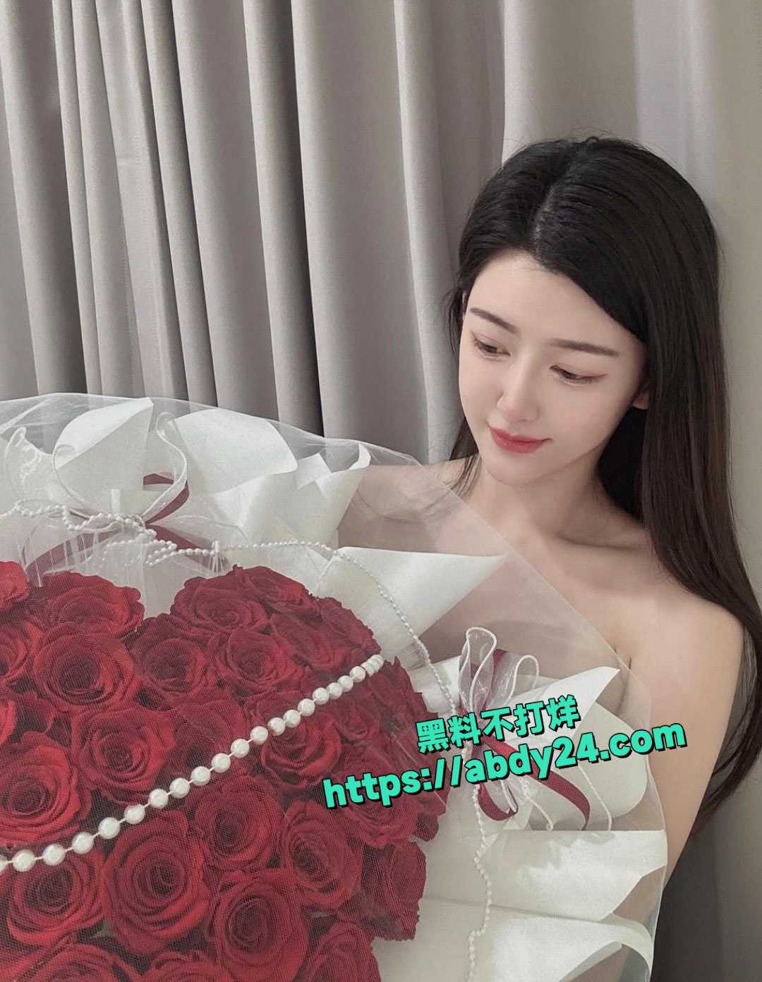 巨乳医美整容师早期下海视频 10