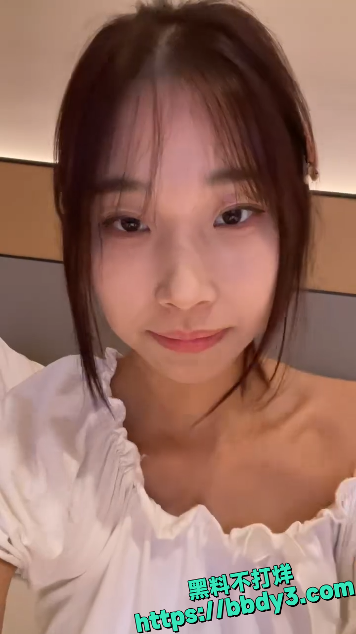 清纯女生自拍6