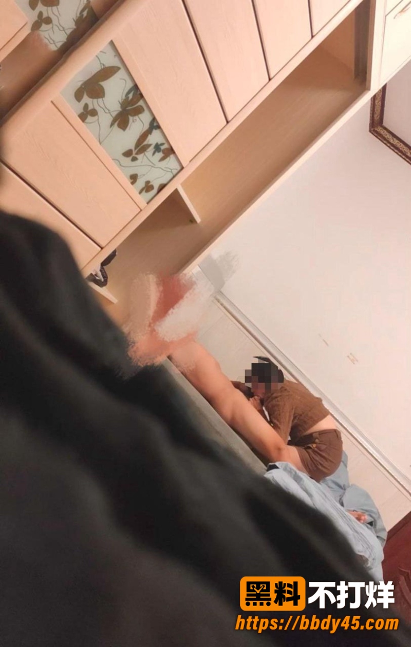 我的长腿嫂子丝袜控 3