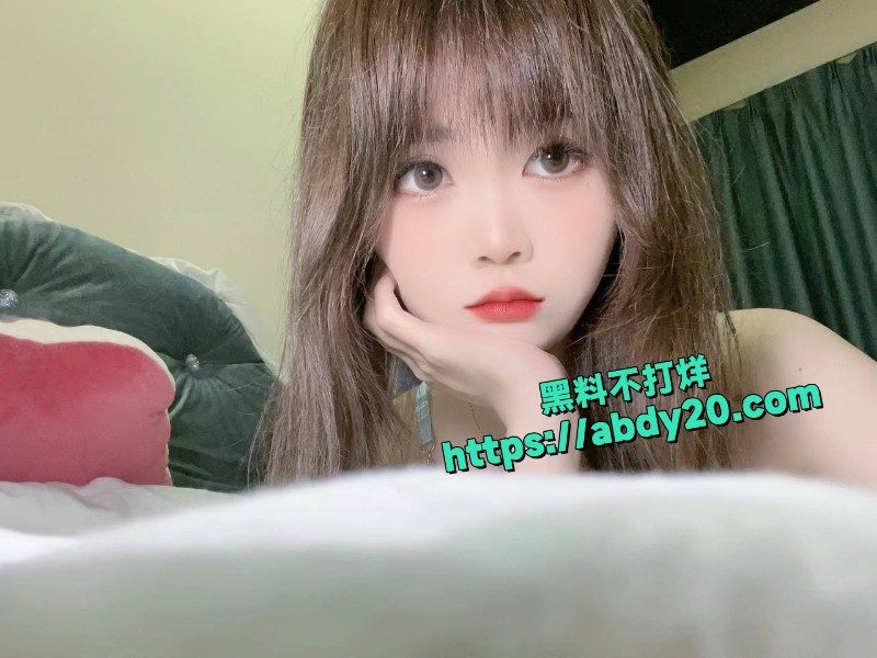 四川高颜值美女何秀兰3